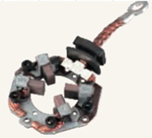 [39HD-351B] PORTAESCOBILLA NISSAN VERSA HITACHI